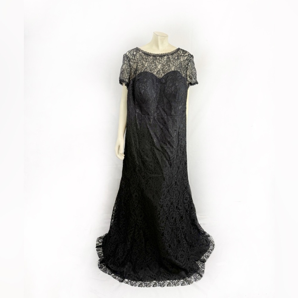 JJs House Trumpet/Mermaid Scoop Neck Floor-Length Lace Size 22
